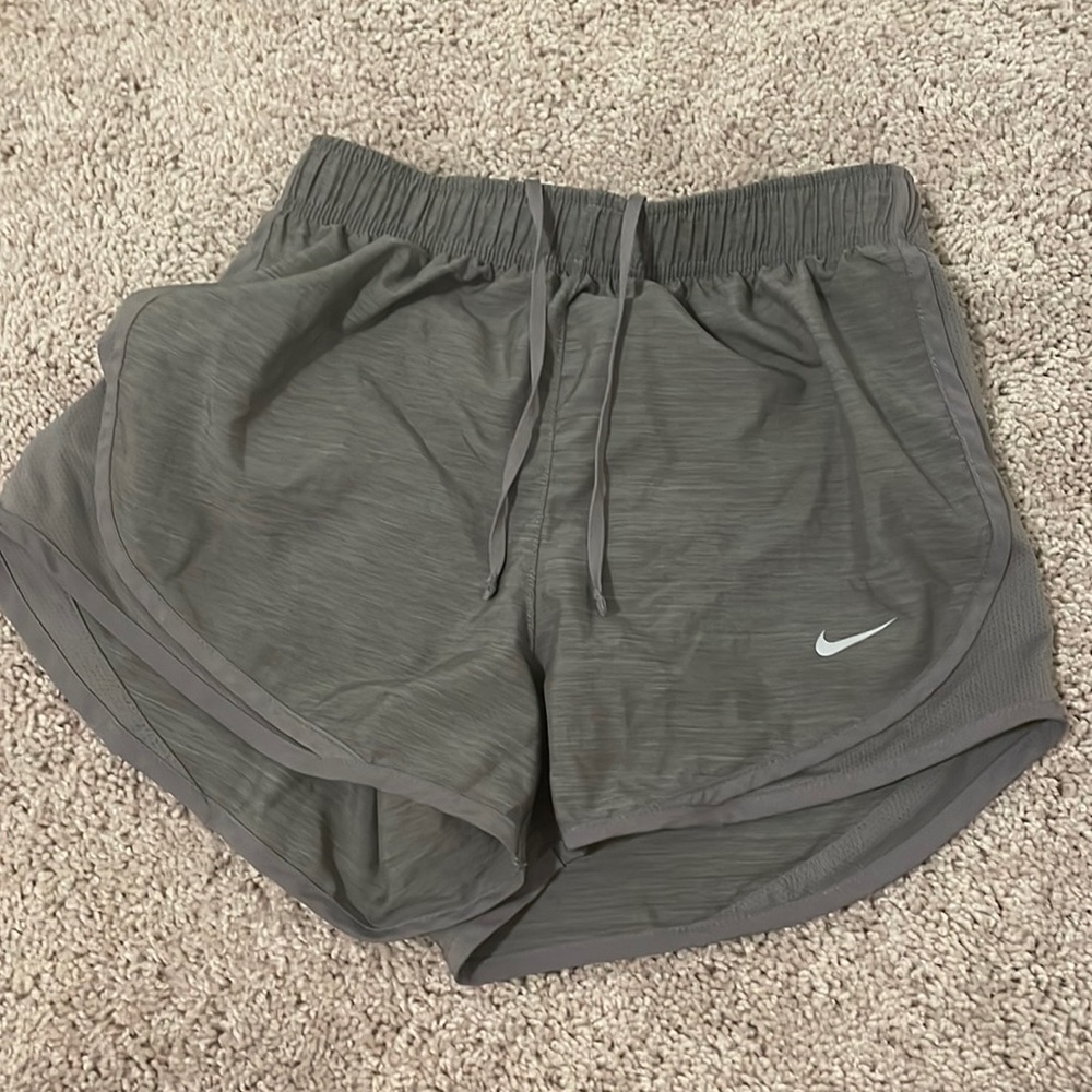Grey nike shorts